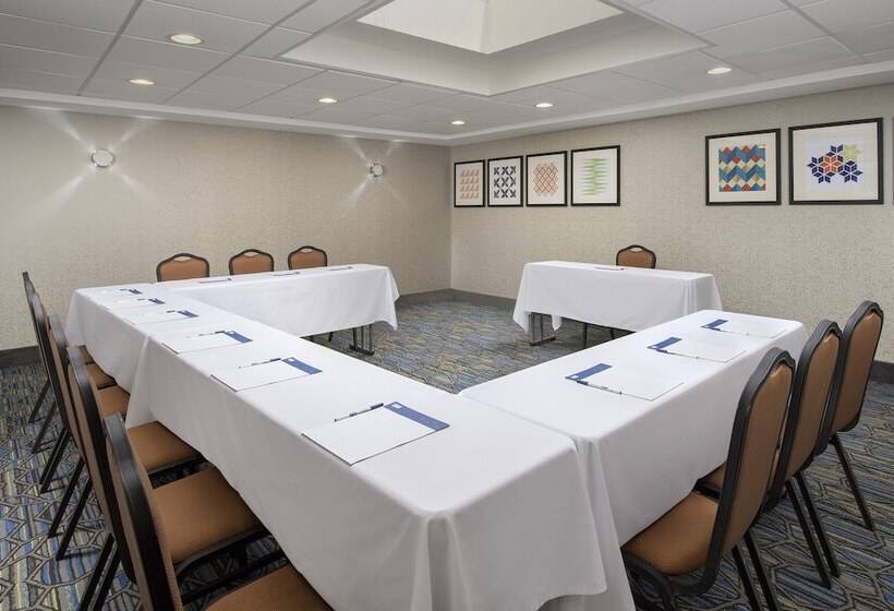هتل Holiday Inn Express Boston Saugus, An Ihg