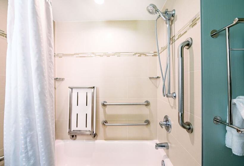 هتل Holiday Inn University Area Charlottesville, An Ihg