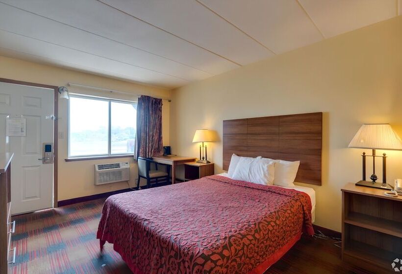 هتل I 80 Inn & Suites