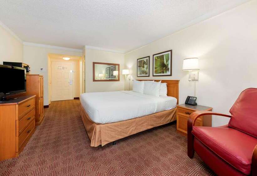 هتل La Quinta By Wyndham Ft Lauderdale Cypress Creek