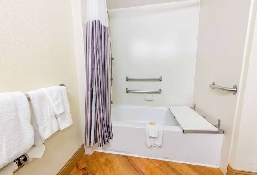 هتل La Quinta By Wyndham Ft Lauderdale Cypress Creek
