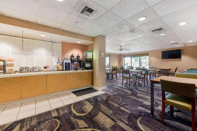هتل La Quinta By Wyndham Ft Lauderdale Cypress Creek