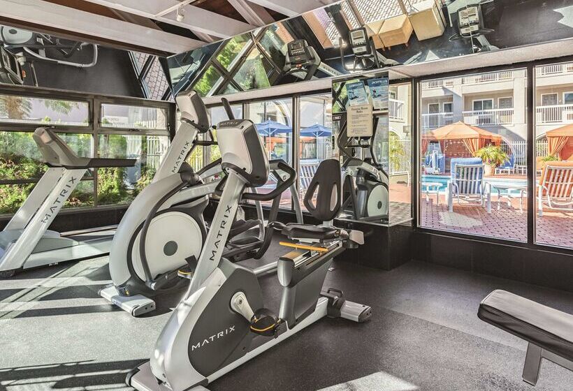 هتل La Quinta By Wyndham San Francisco Airport West