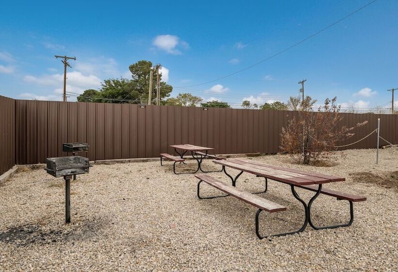 فندق Rodeway Inn Carlsbad Caverns Area