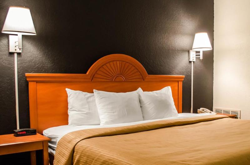 فندق Quality Inn At Eglin Afb