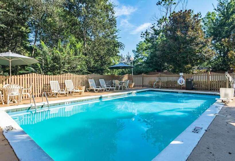 هتل Quality Inn Columbus Near Fort Moore