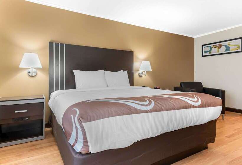 Отель Quality Inn