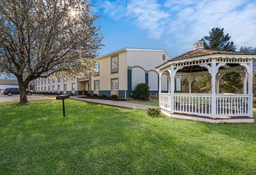 酒店 Quality Inn University Area