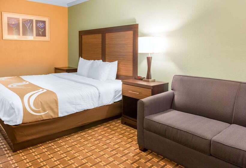 호텔 Quality Inn