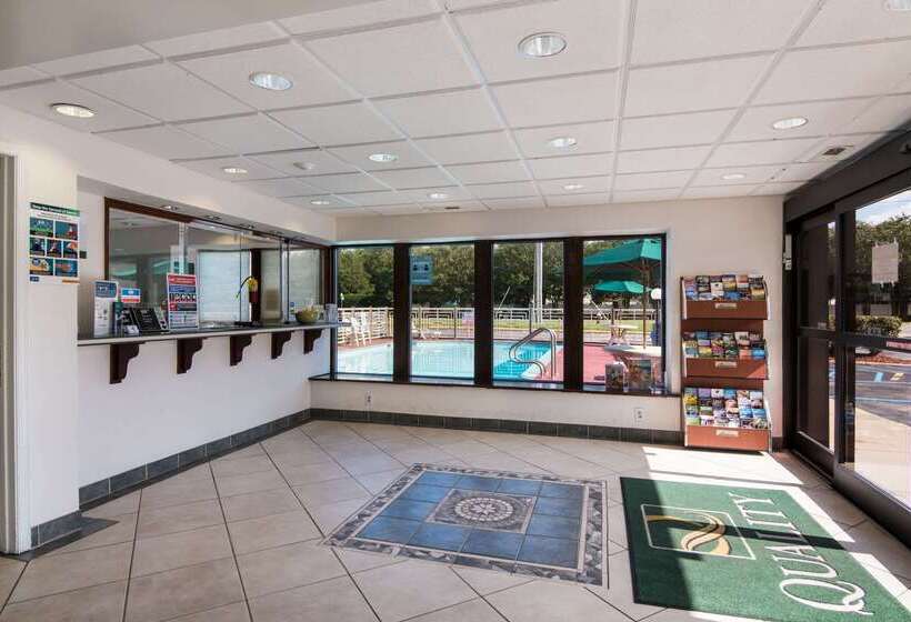 هتل Quality Inn Little Creek