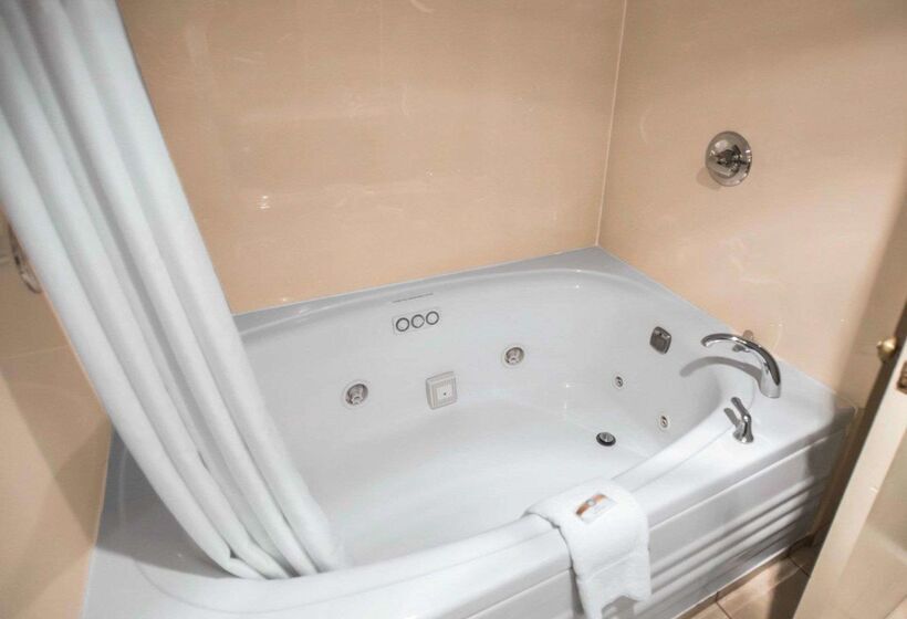فندق Quality Inn New Columbia Lewisburg