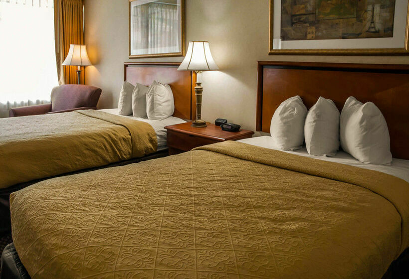 فندق Sunset Lodge