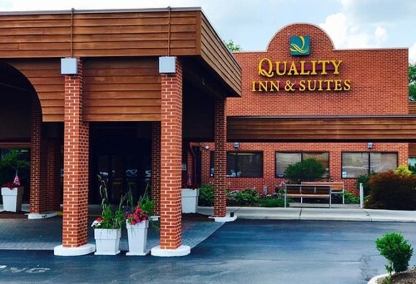 هتل Quality Inn & Suites