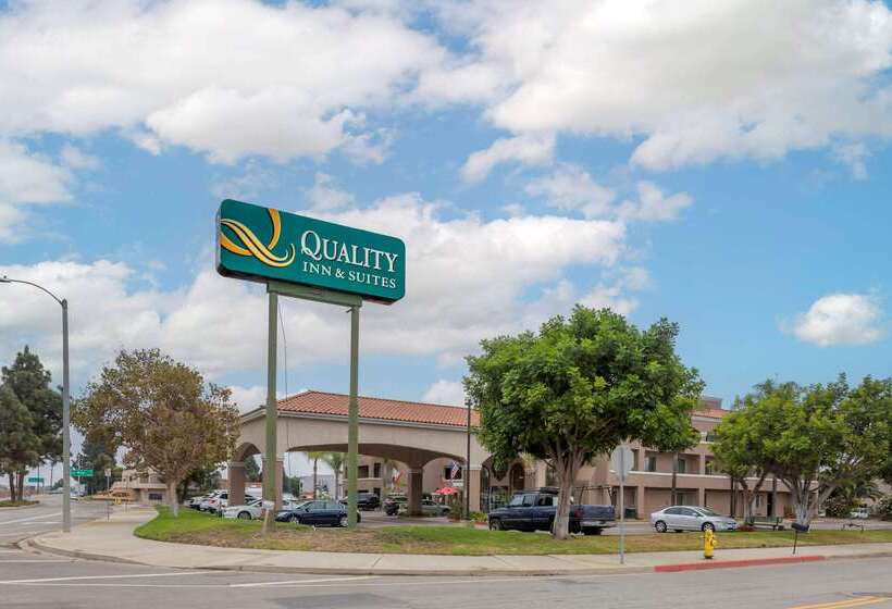 هتل Quality Inn & Suites Camarillooxnard