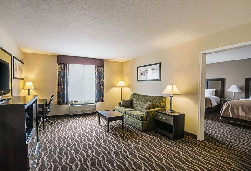 בית מלון כפרי Quality Inn & Suites Frostburgcumberland