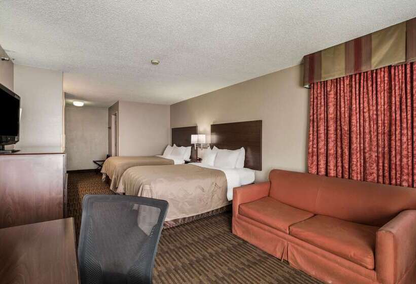 هتل Quality Inn & Suites Lawrence University Area