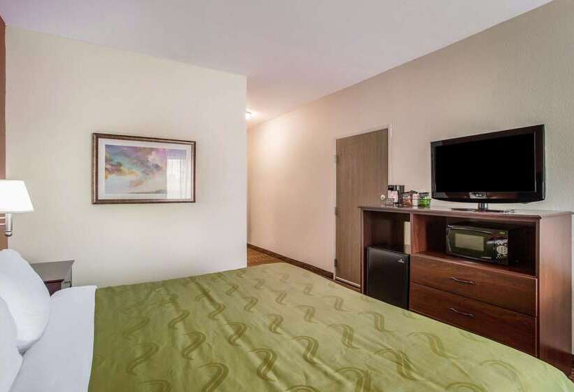 هتل Quality Inn & Suites Lawrence University Area