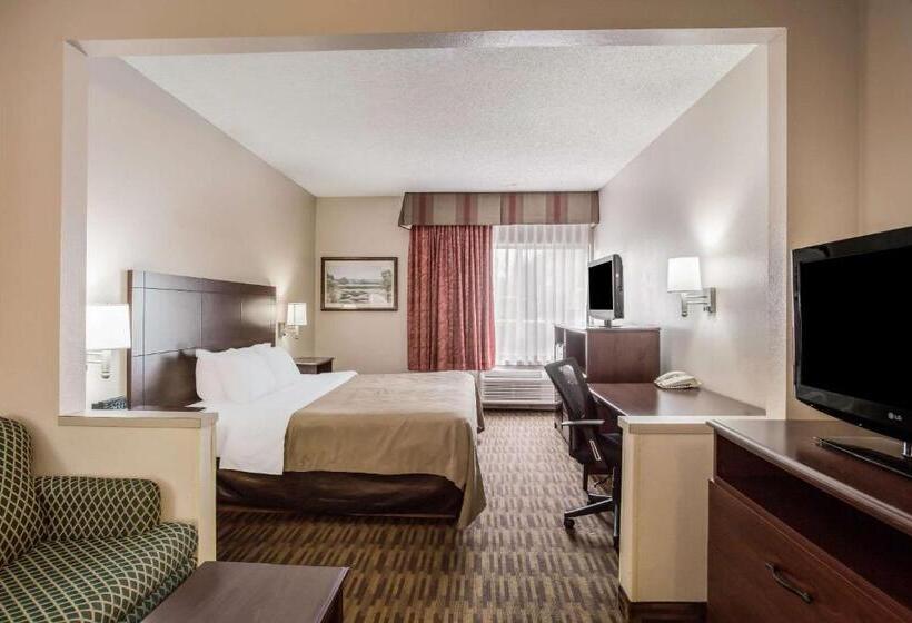 هتل Quality Inn & Suites Lawrence University Area