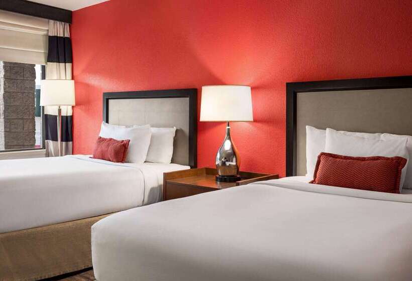 هتل Ramada By Wyndham Albuquerque Airport