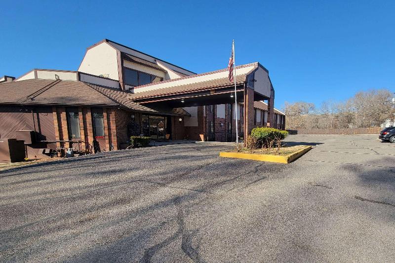 Отель Ramada By Wyndham Richfield Ut I 70