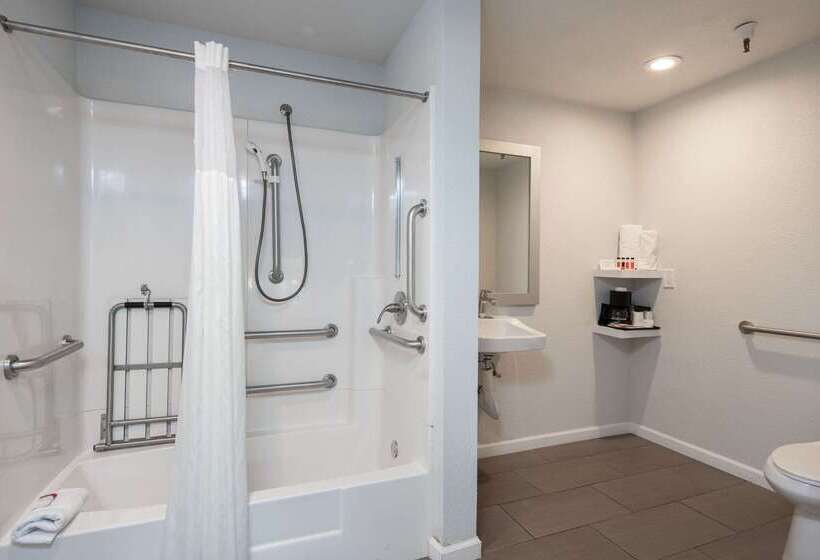 בית מלון כפרי Rodeway Inn Milpitas Near Great Mall