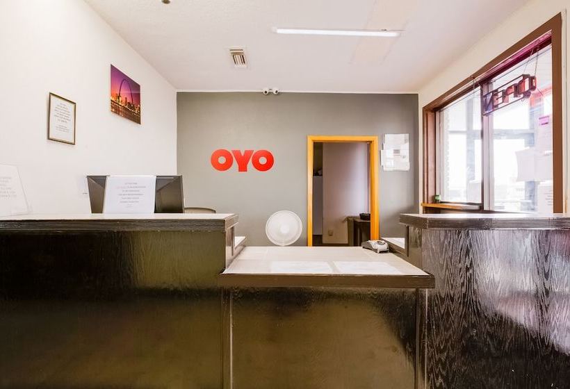 فندق St. Louis Lambert Airport