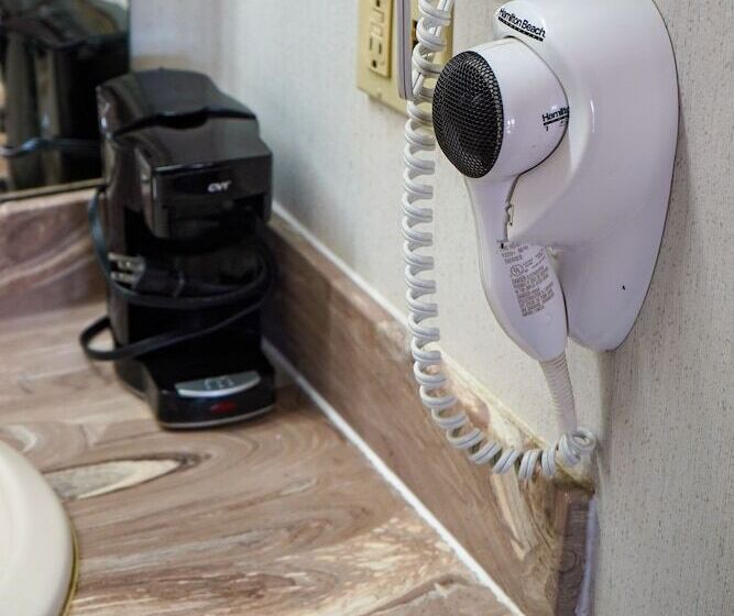 فندق Sunset Inn Clarksville