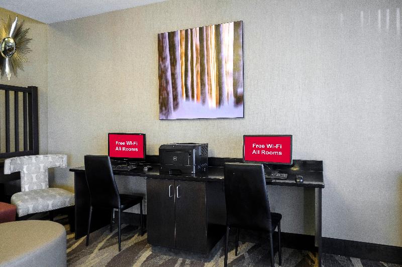 모텔 Red Roof Inn & Suites Newburgh   Stewart Airport West Point