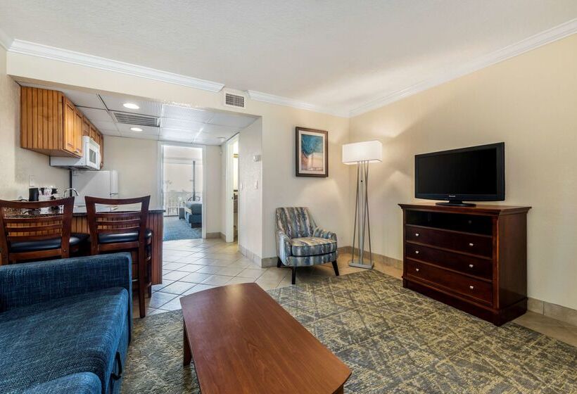 منتجع Best Western Cocoa Beach Hotel & Suites
