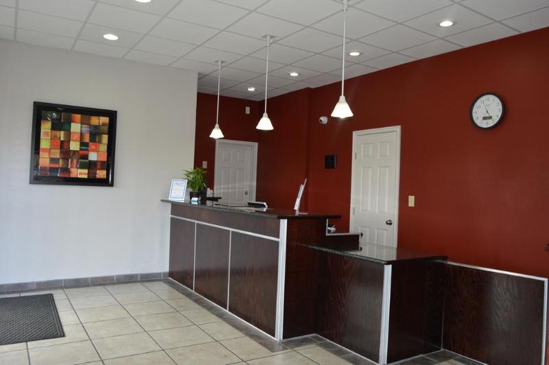 فندق Americas Best Value Inn Tulsa I 44