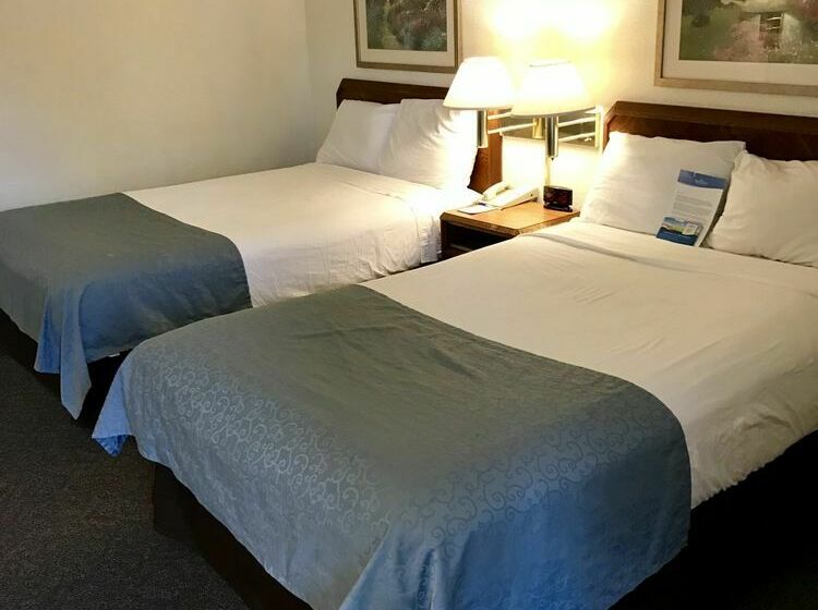 هتل Baymont by Wyndham Wilmington
