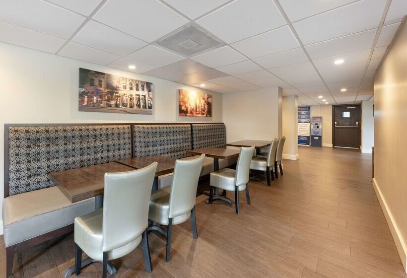 هتل Best Western Plus Austin Central