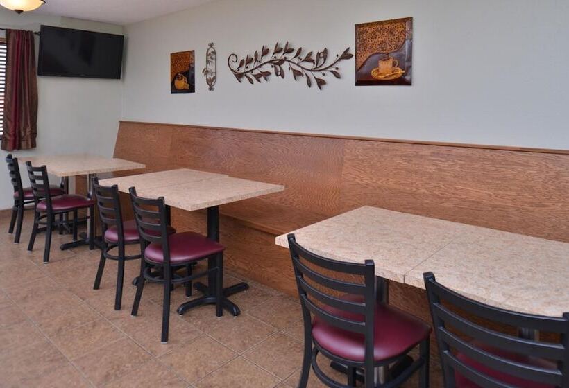 هتل Cottonwood Inn And Conference Center