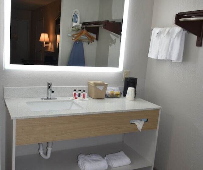 호텔 Days Inn By Wyndham Atlanta Stone Mountain