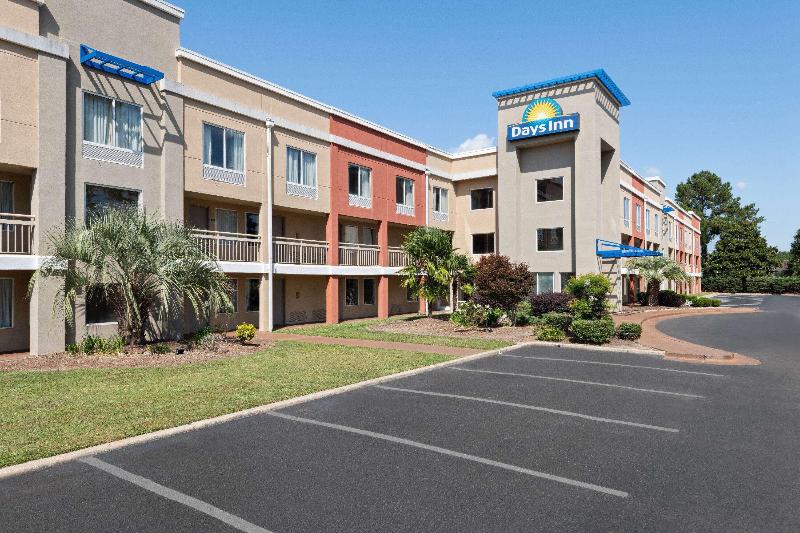 فندق Days Inn By Wyndham Florence Near Civic Center
