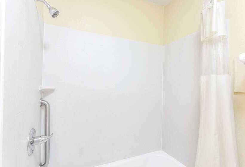 فندق Days Inn By Wyndham Yazoo City