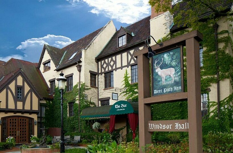 Отель Deer Path Inn