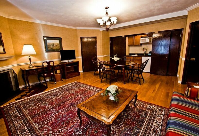 호텔 Deer Path Inn
