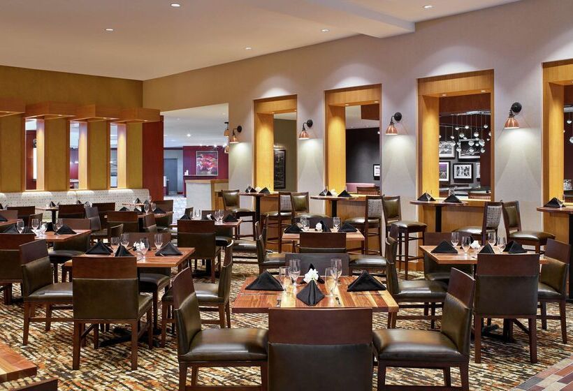 בית מלון כפרי Doubletree By Hilton Houston Intercontinental Airport