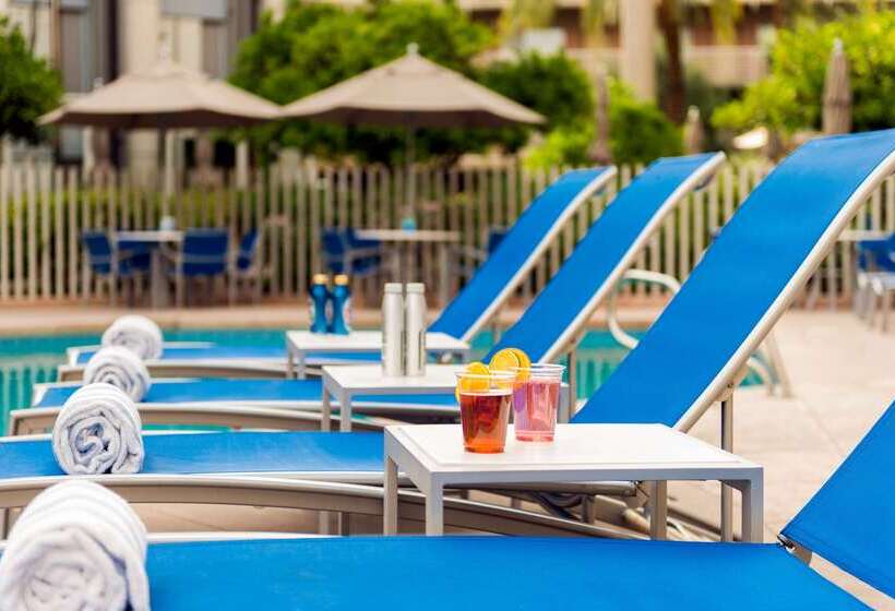 ホテル Doubletree Suites By Hilton Phoenix