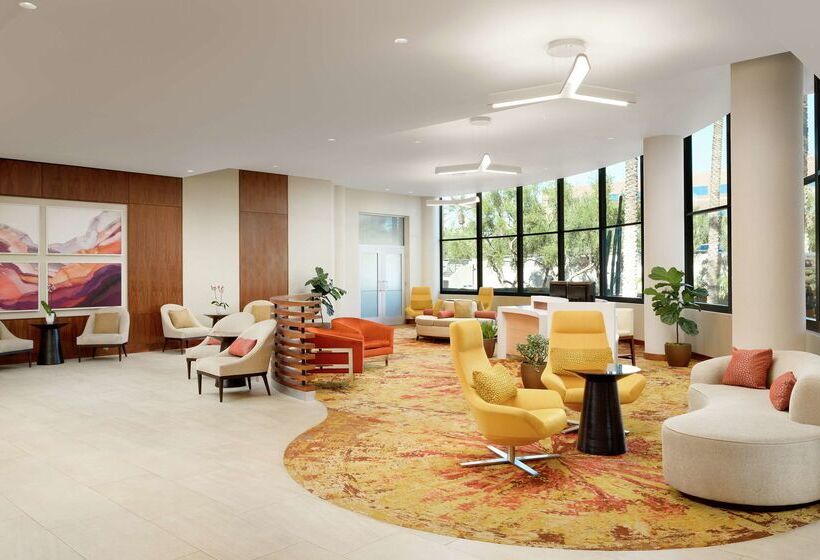 ホテル Doubletree Suites By Hilton Phoenix