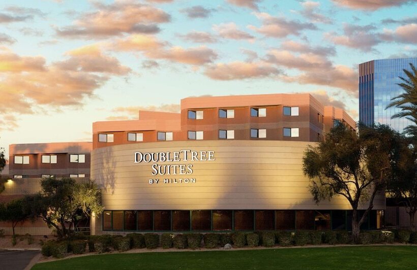 ホテル Doubletree Suites By Hilton Phoenix