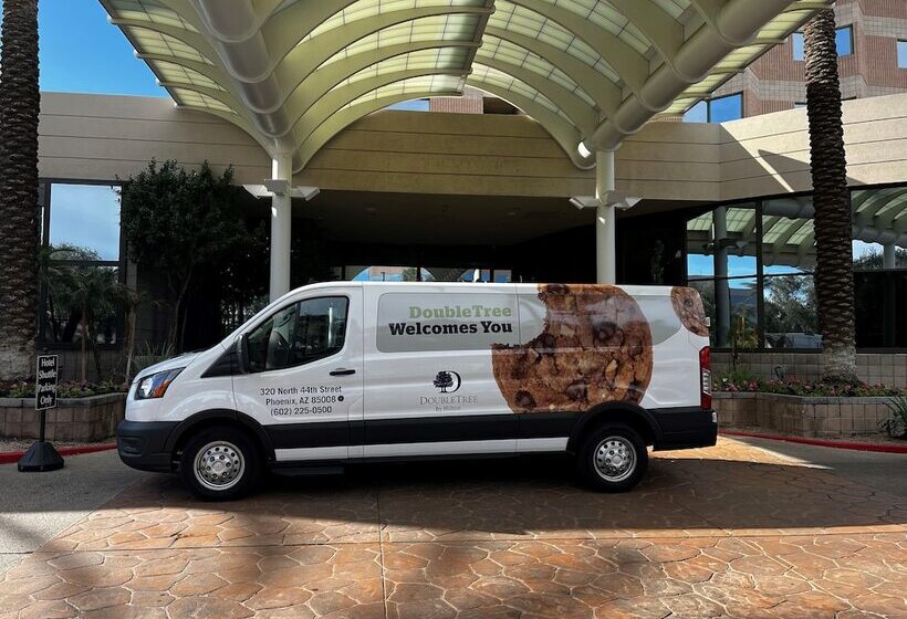 ホテル Doubletree Suites By Hilton Phoenix