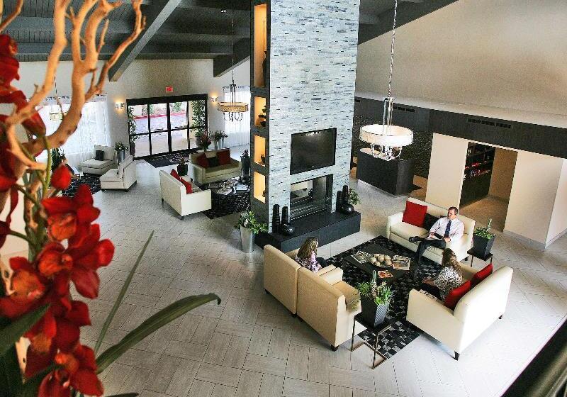 בית מלון כפרי Doubletree Suites By Hilton Tucson Airport