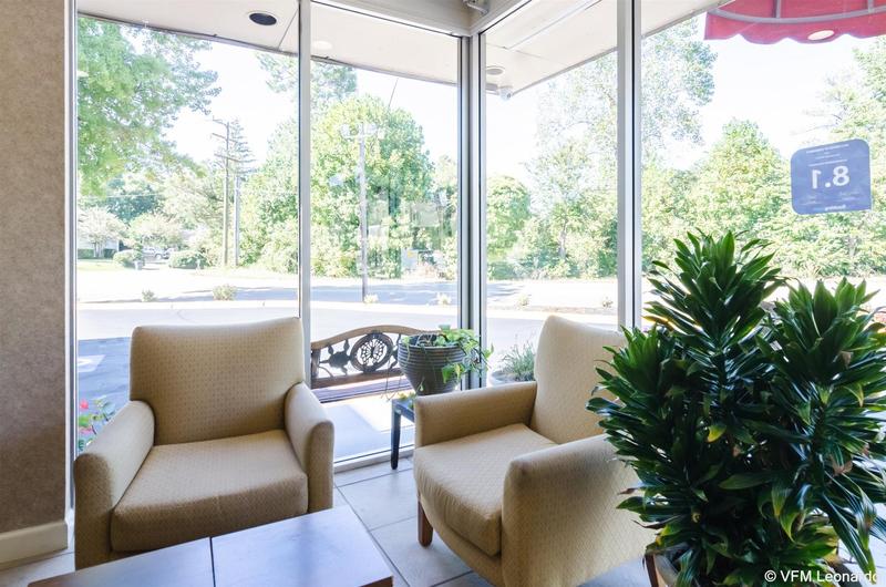 هتل Econo Lodge Historic Area