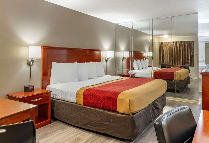هتل Econo Lodge North Charlottesville