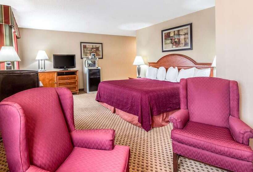 Отель Quality Inn