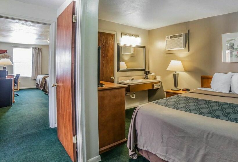 בית מלון כפרי Econo Lodge Downtown