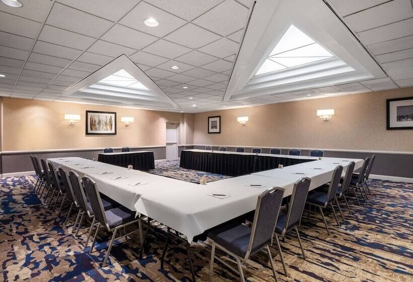 ホテル Embassy Suites By Hilton Baltimore Hunt Valley