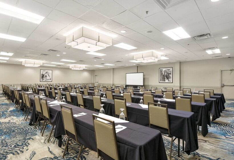 هتل Embassy Suites By Hilton Denver Tech Center North